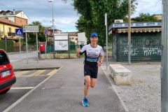 de299c7f-9c69-48cf-be59-45279fbb897d